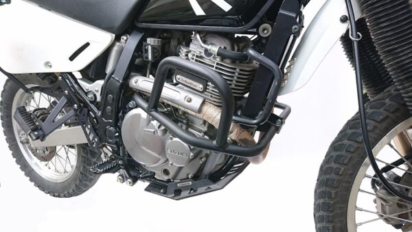 DEFENSA DR650